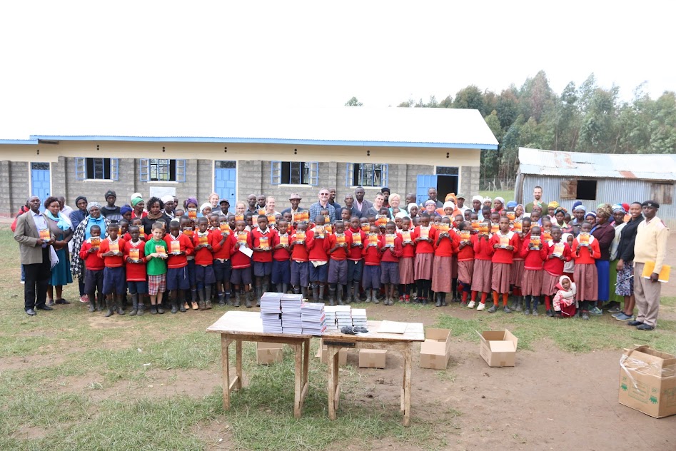 Displaying KAHURIA PS PARENTS, PUPILS, TEACHERS AND 07NN TEAM DURING DKP LAUNCH.JPG